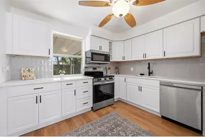 7242 Lynnwood Avenue N, Saint Petersburg, FL 33710 - Photo 24