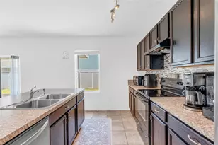 16610 Broadford Ln, Clermont, FL 34714 - Photo 10