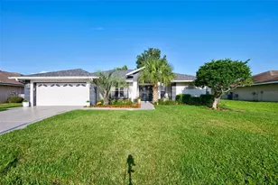 11117 Twosome Dr, San Antonio, FL 33576 - Photo 1
