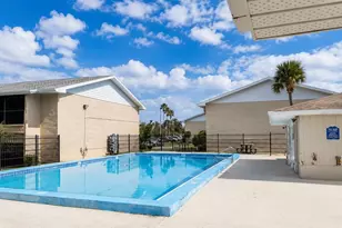 828 Sky Lake Cir, Orlando, FL 32809 - Photo 6