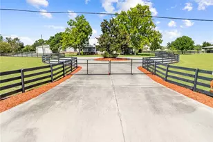 1868 Druliner Rd, Saint Cloud, FL 34771 - Photo 2