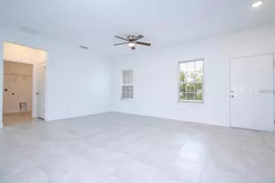 16919 SW 37th Terrace Rd, Ocala, FL 34473 - Photo 4