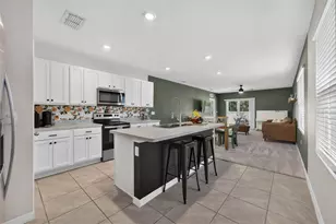 2291 Delhi Pl, Sanford, FL 32771 - Photo 2