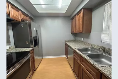 4852 Marks Terrace #52, Orlando, FL 32811 - Photo 8