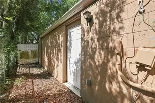 1672 10th St, Sarasota, FL 34236 - Photo 28
