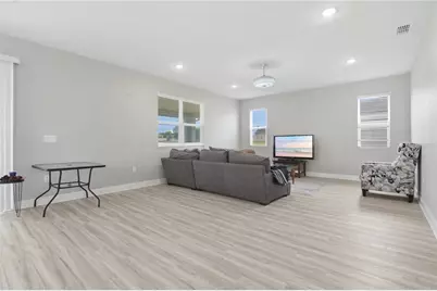 31707 Broadwater Avenue, Leesburg, FL 34748 - Photo 14