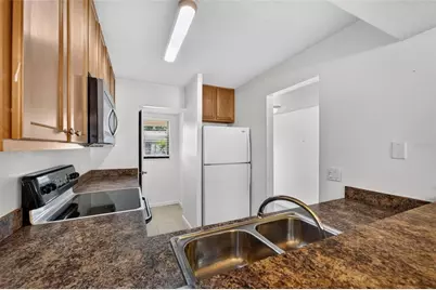 3004 Plaza Terrace Drive #3004, Orlando, FL 32803 - Photo 8