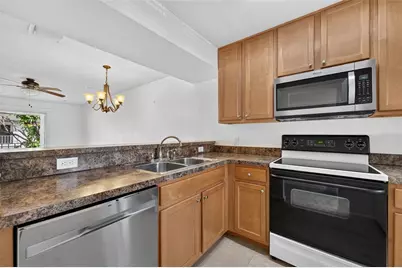 3004 Plaza Terrace Drive #3004, Orlando, FL 32803 - Photo 6