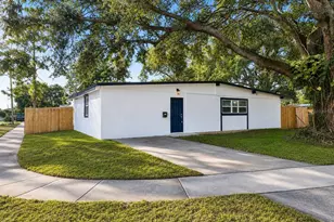 7913 Tidewater Trail, Tampa, FL 33619 - Photo 1