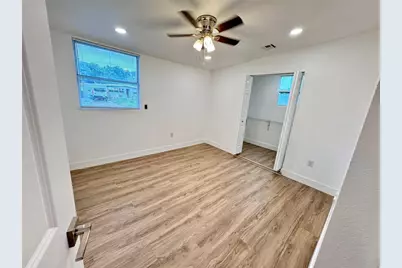 7913 Tidewater Trail, Tampa, FL 33619 - Photo 2