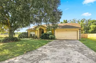 1593 Watson Oaks Ct, Lakeland, FL 33809 - Photo 2