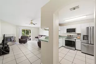 1593 Watson Oaks Ct, Lakeland, FL 33809 - Photo 6