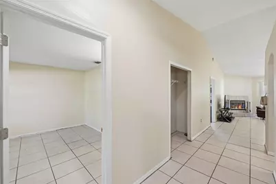 1593 Watson Oaks Court, Lakeland, FL 33809 - Photo 4