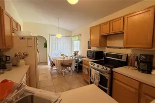 3242 Erskine Dr, Orlando, FL 32825 - Photo 10