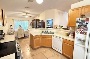 3242 Erskine Dr, Orlando, FL 32825 - Photo 12