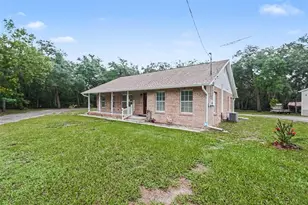 9172 Kedrone Dr, Ridge Manor Estates, FL 33597 - Photo 2