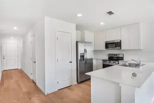 931 Phoenix St, Davenport, FL 33837 - Photo 12