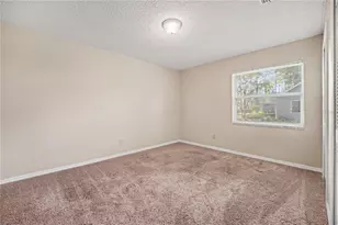 829 NE Pembroke Ave, Palm Bay, FL 32907 - Photo 16