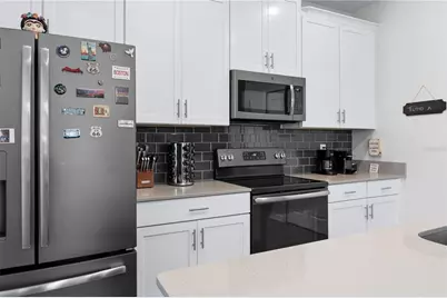 11811 Pulitzer Place, Orlando, FL 32832 - Photo 10