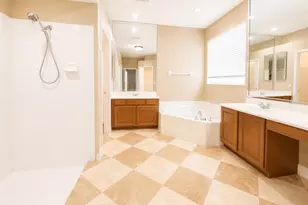 8650 Tara Oaks Ct, Orlando, FL 32836 - Photo 8