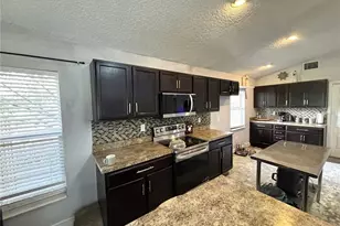 6473 Long Breeze Rd, Orlando, FL 32810 - Photo 2
