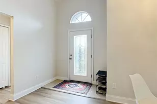 1128 Pinedale Dr, Davenport, FL 33897 - Photo 2