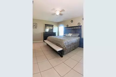 411 Blue Lake Circle, Kissimmee, FL 34758 - Photo 10