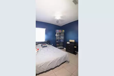 411 Blue Lake Circle, Kissimmee, FL 34758 - Photo 16