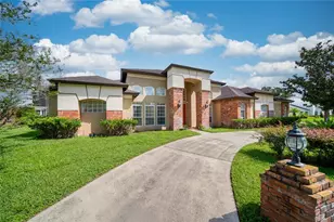 2335 Forest Club Dr, Orlando, FL 32804 - Photo 1
