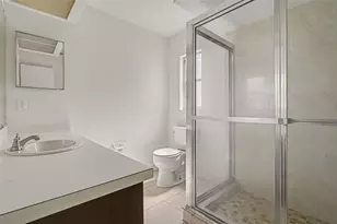 510 Wavecrest Dr, Orlando, FL 32807 - Photo 20