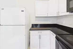 2800 E 113th Ave, Tampa, FL 33612 - Photo 12