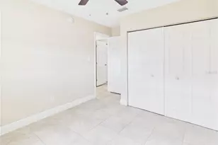 2800 E 113th Ave, Tampa, FL 33612 - Photo 14