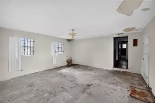 3504 Lindell Ave, Tampa, FL 33610 - Photo 6