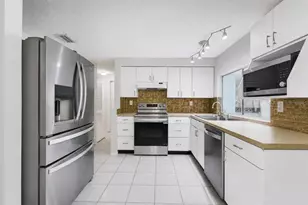 3302 Rock Royal Dr, Holiday, FL 34691 - Photo 12