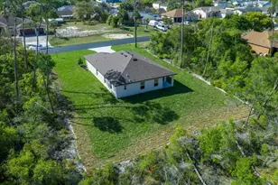 6241 Freeport Dr, Spring Hill, FL 34608 - Photo 8