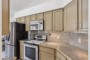 8611 Primrose Dr, Kissimmee, FL 34747 - Photo 20