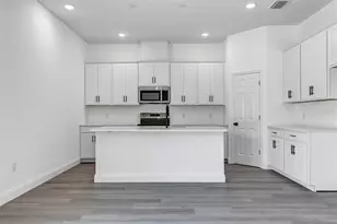 1306 East Pkwy, Deland, FL 32724 - Photo 4