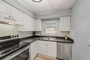 4516 W Paxton Ave, Tampa, FL 33611 - Photo 16