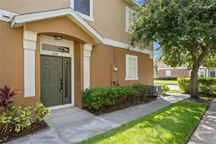 1937 Estancia Cir, Kissimmee, FL 34741 - Photo 2