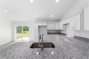 22060 SW Neptune Blvd, Dunnellon, FL 34431 - Photo 20