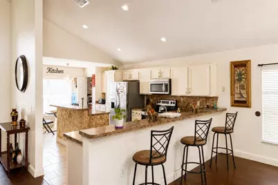 925 Stockport Drive, Kissimmee, FL 34758 - Photo 6