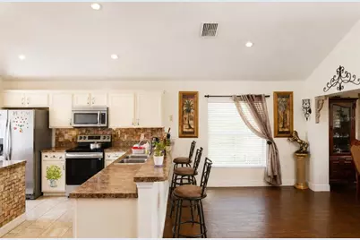 925 Stockport Drive, Kissimmee, FL 34758 - Photo 10