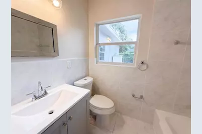7117 N 50th Street, Tampa, FL 33617 - Photo 10