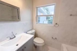 7117 N 50th St, Tampa, FL 33617 - Photo 10