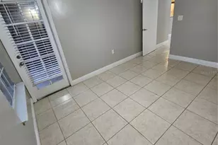 2787 L B McLeod Rd, Orlando, FL 32805 - Photo 2