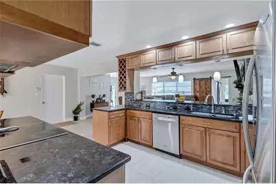 8532 Kumquat Avenue, Seminole, FL 33777 - Photo 8