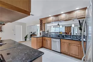 8532 Kumquat Ave, Seminole, FL 33777 - Photo 8