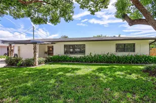 8532 Kumquat Ave, Seminole, FL 33777 - Photo 2