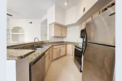 7230 Westpointe Boulevard #1232, Orlando, FL 32835 - Photo 8