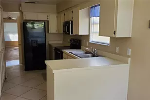 239 Alston Dr, Orlando, FL 32835 - Photo 8